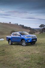 Toyota Hilux SR5 Double Cab 4x4 2015 года (AU)